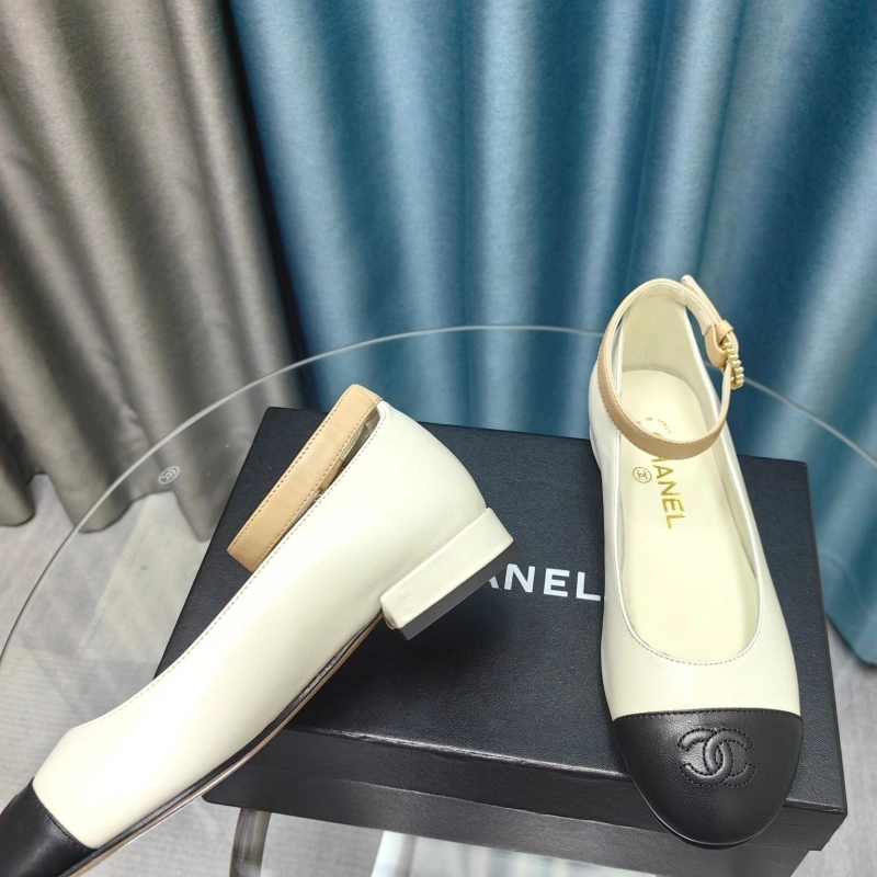 Bold Chxnxl High Heels 128955