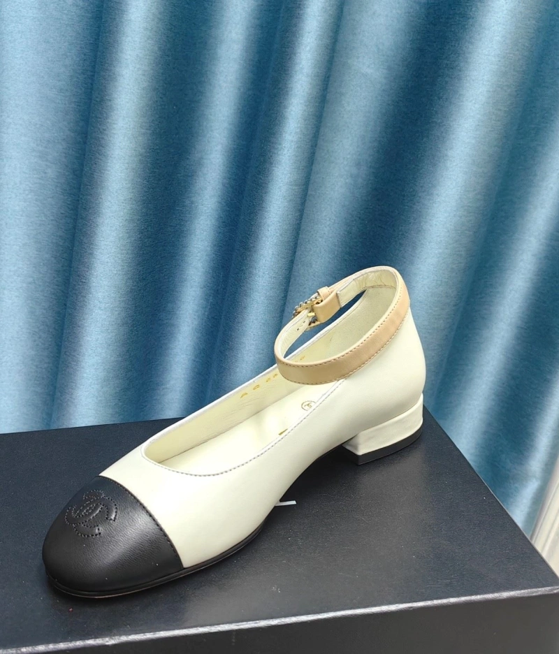 Bold Chxnxl High Heels 128955