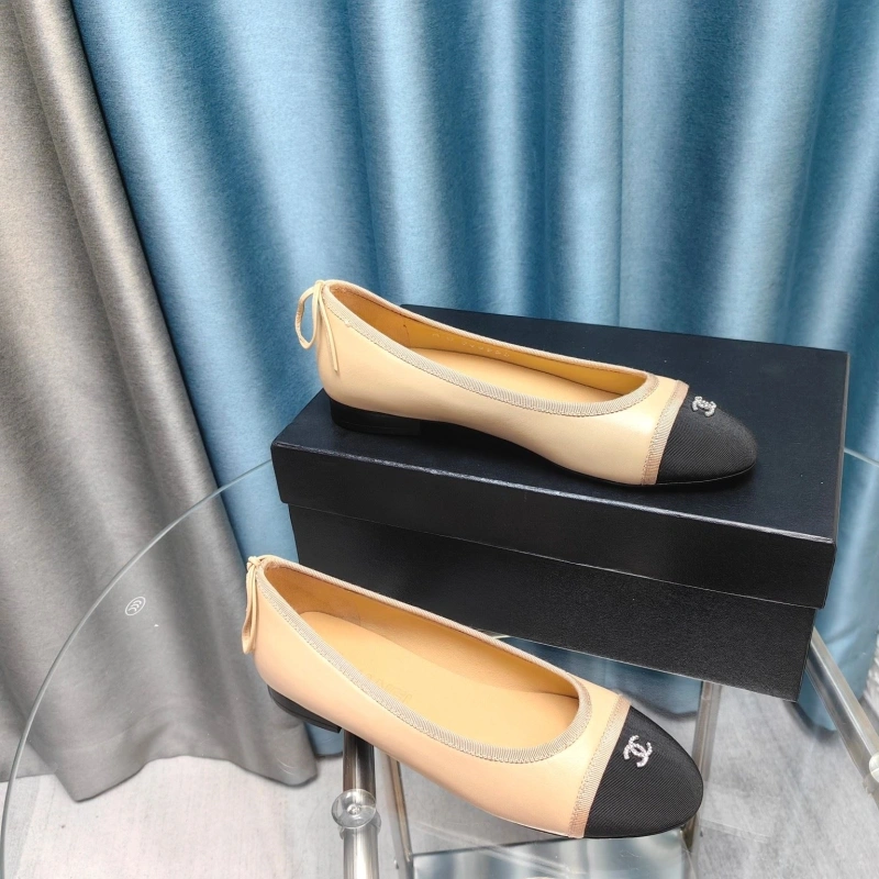 Sleek Chxnxl Flat Shoes 129144