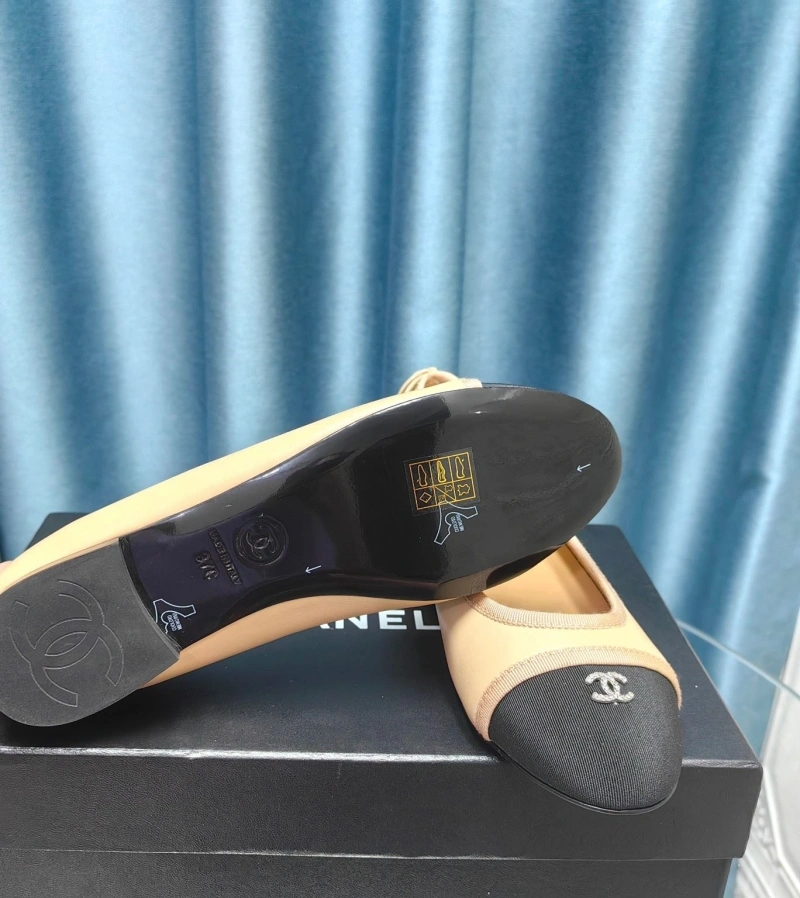 Sleek Chxnxl Flat Shoes 129144