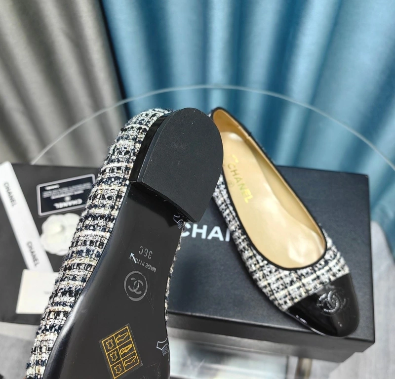 Soft Chxnxl Flat Shoes 129131