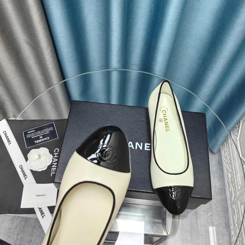 EyeCatching Chxnxl Flat Shoes 129126