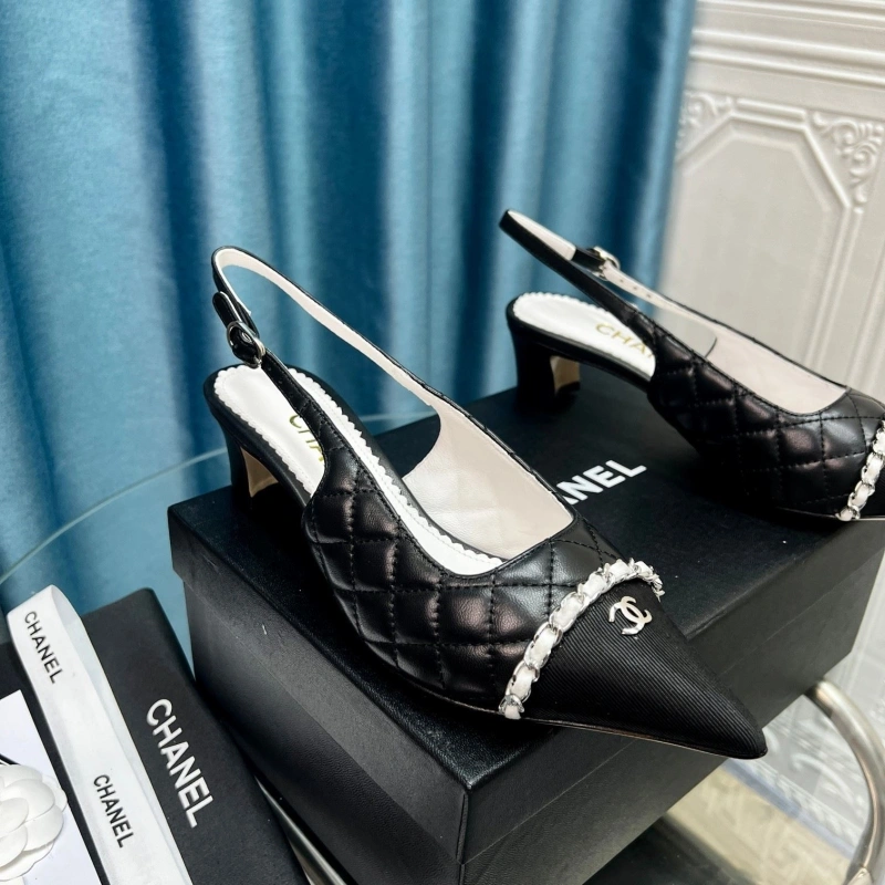 Cozy Chxnxl High Heels 128946