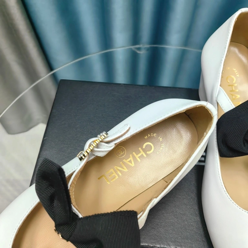 Unique Chxnxl High Heels 128926