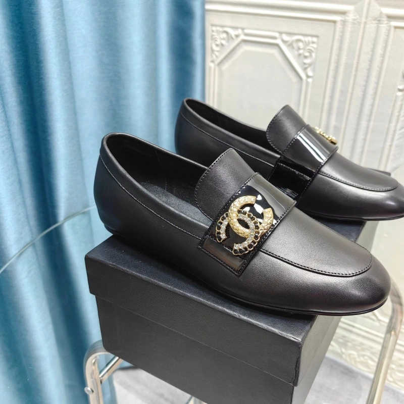 WellDesigned Chxnxl Leather Shoes 128727
