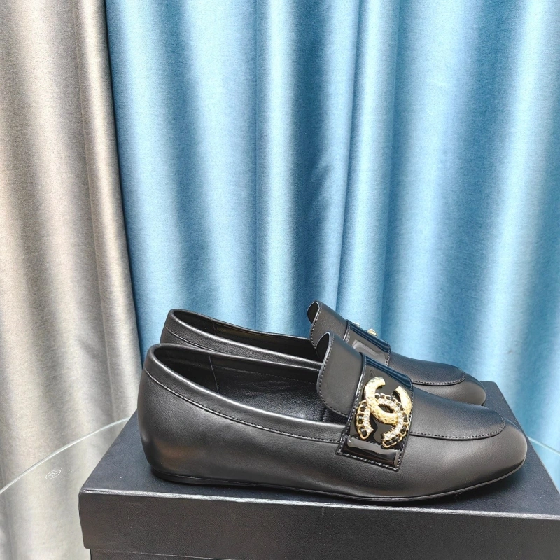 WellDesigned Chxnxl Leather Shoes 128727