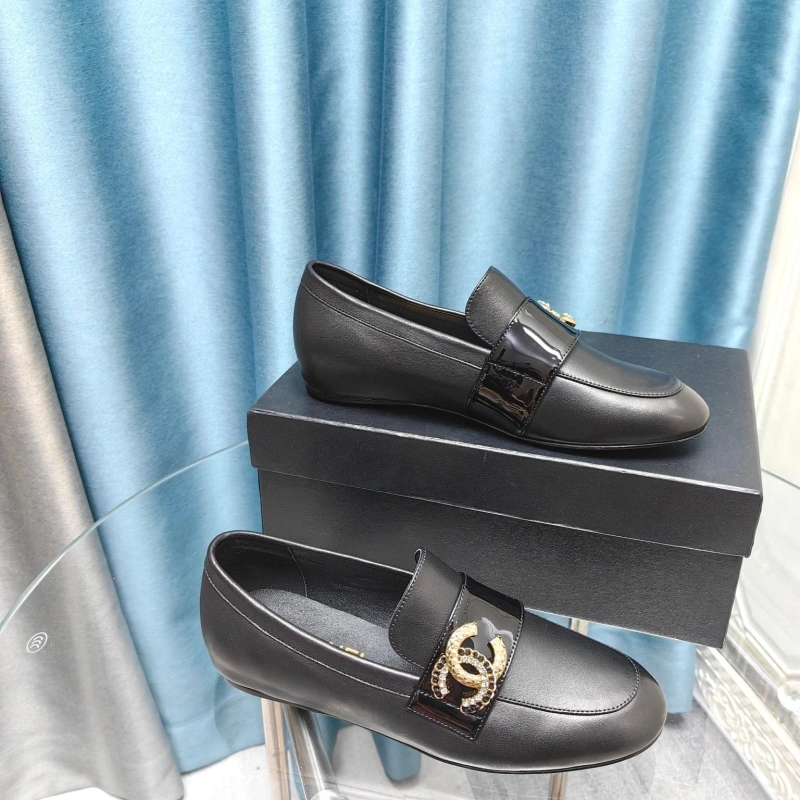 WellDesigned Chxnxl Leather Shoes 128727