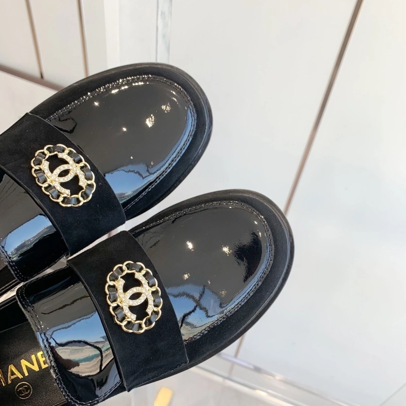 Timeless Chxnxl Leather Shoes 128720