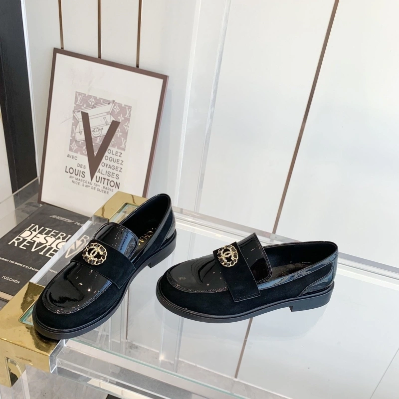 Timeless Chxnxl Leather Shoes 128720