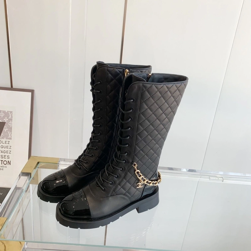 Cozy Chxnxl Boots 129675