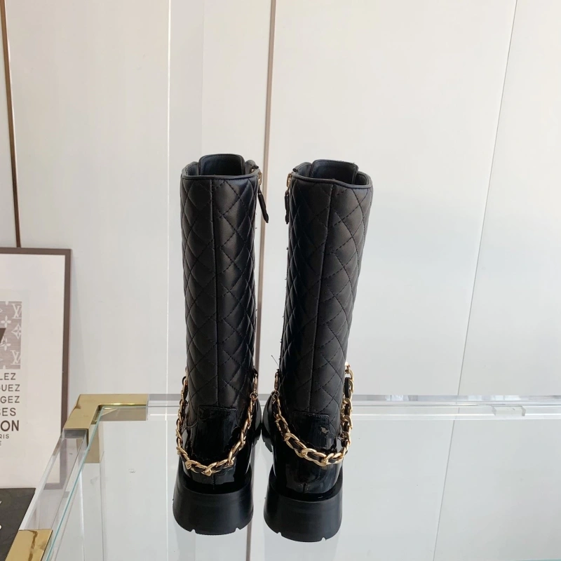 Cozy Chxnxl Boots 129675
