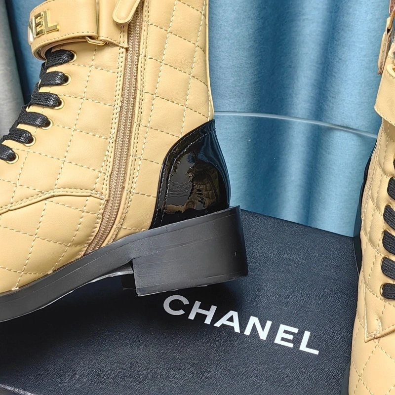 Chxnxl Boots Compact 129657