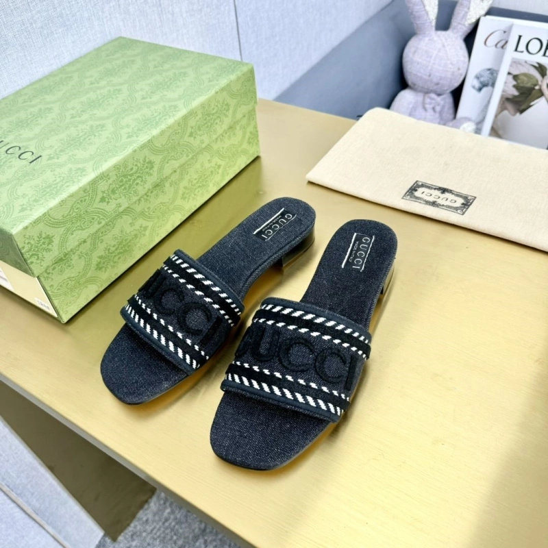 Gxccx Slippers Timeless 162203