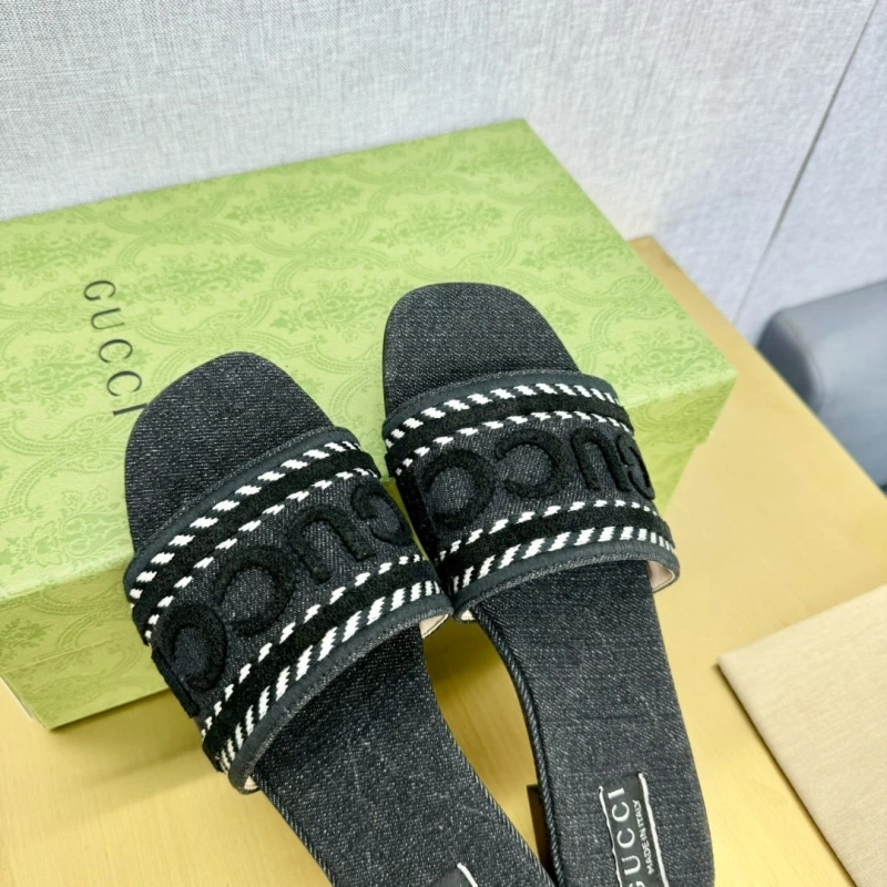 Gxccx Slippers Timeless 162203