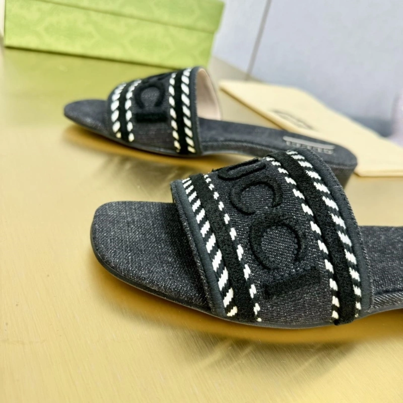 Gxccx Slippers Timeless 162203