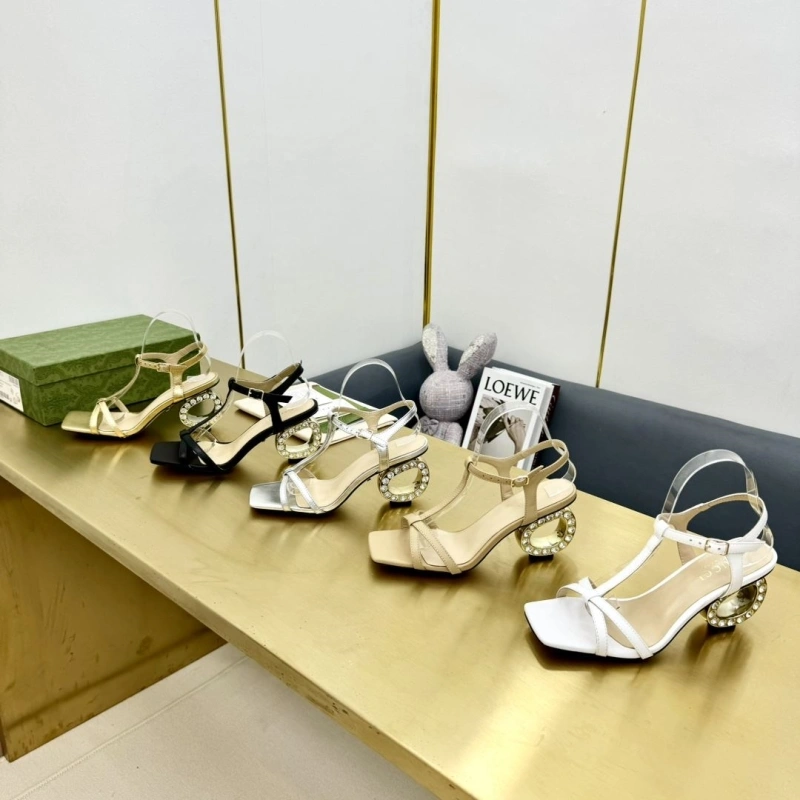 Gxccx Sandals Sophisticated 162277
