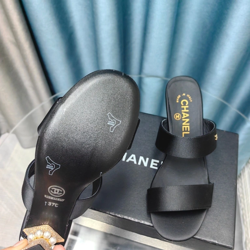 Chxnxl Slippers Refined 127962