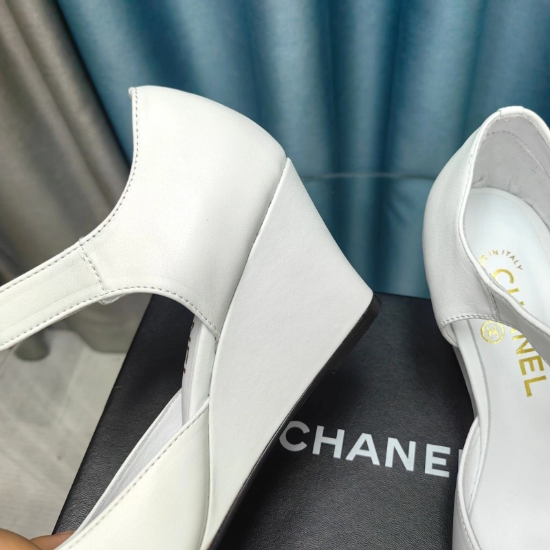 Bold Chxnxl High Heels 128912