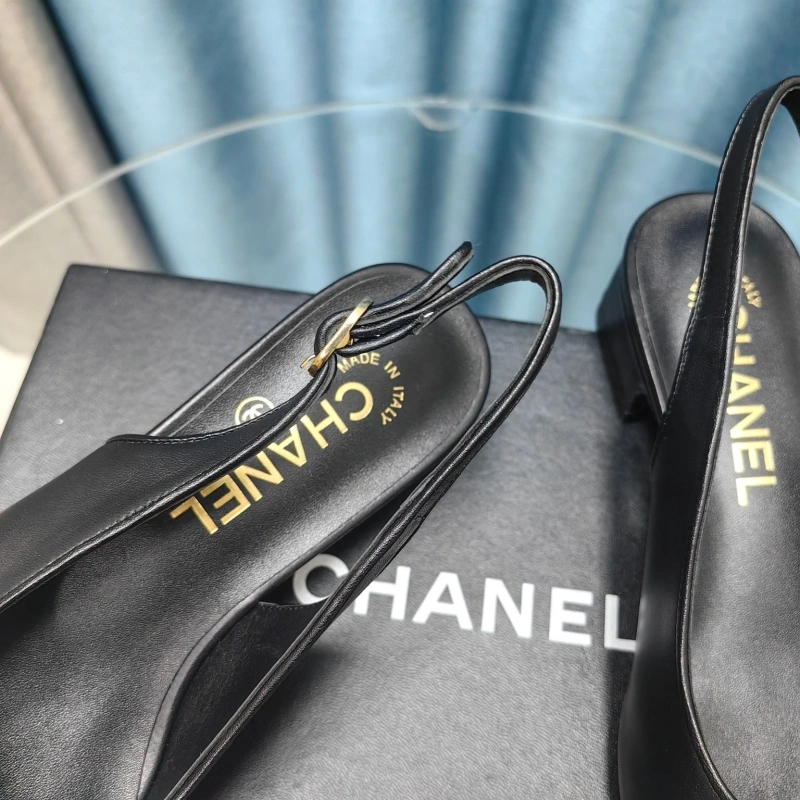 Compact Chxnxl Sandals 128349