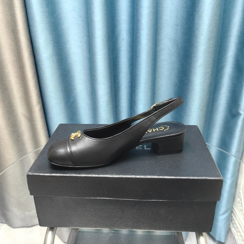 Compact Chxnxl Sandals 128349