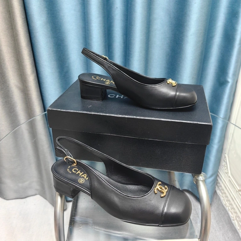 Compact Chxnxl Sandals 128349