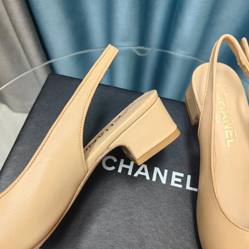 Chxnxl Sandals Vibrant 128343