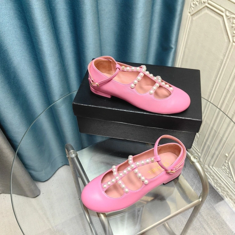 Trendsetting Chxnxl Sandals 128341