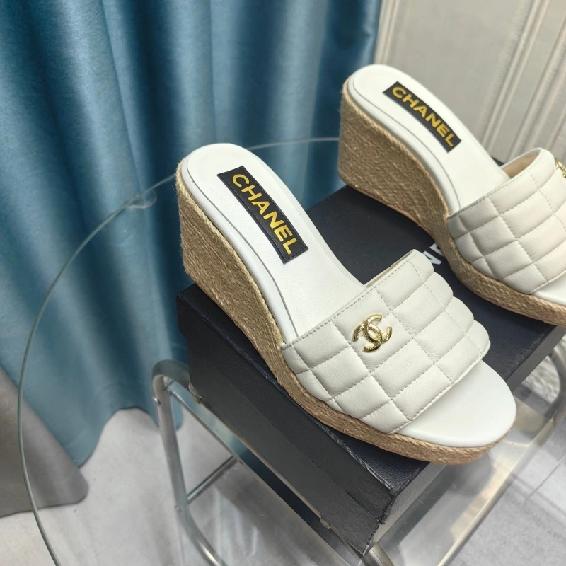 Chxnxl Slippers Vibrant 127950