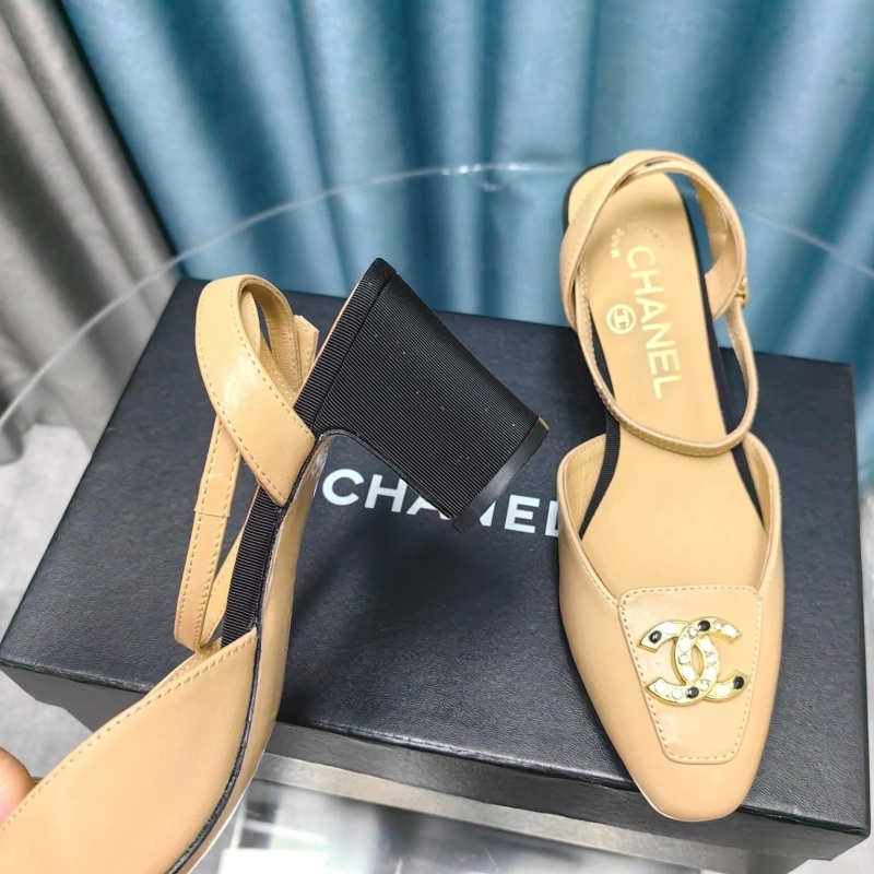 Bold Chxnxl Sandals 128332
