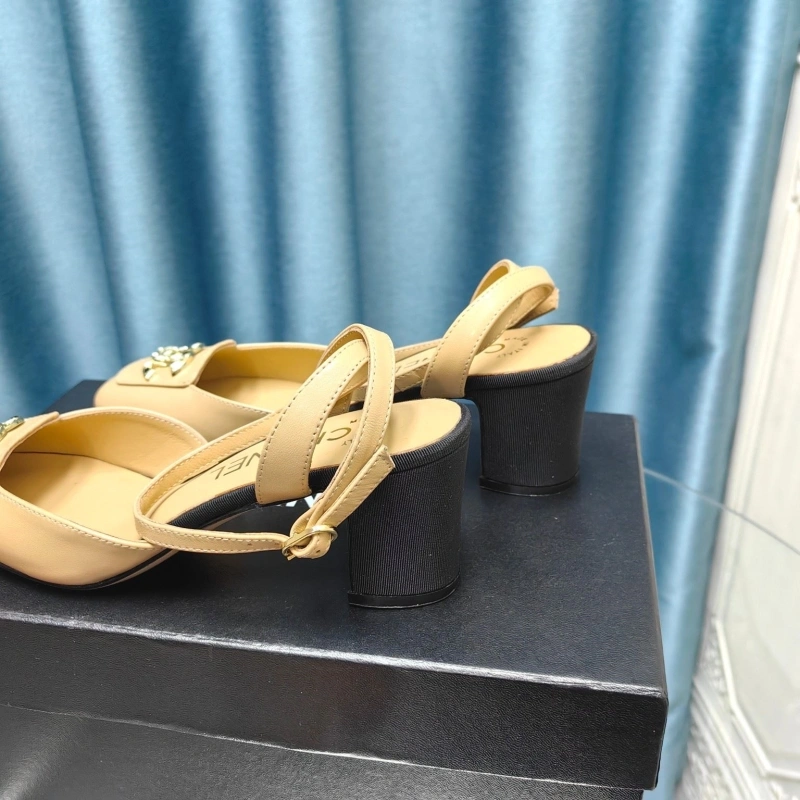 Bold Chxnxl Sandals 128332