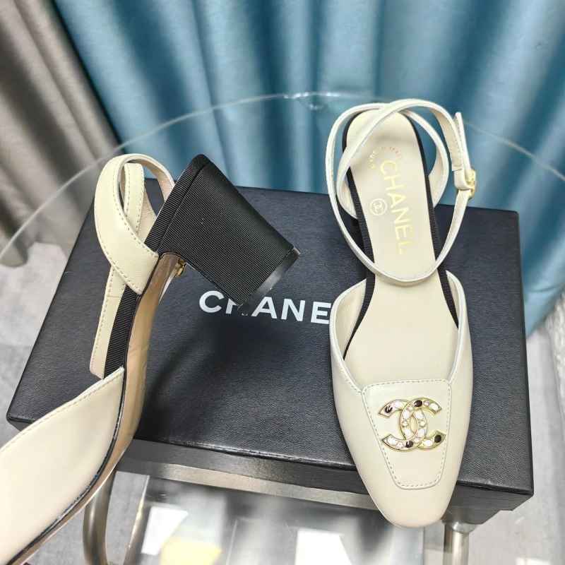 Sophisticated Chxnxl Sandals 128328