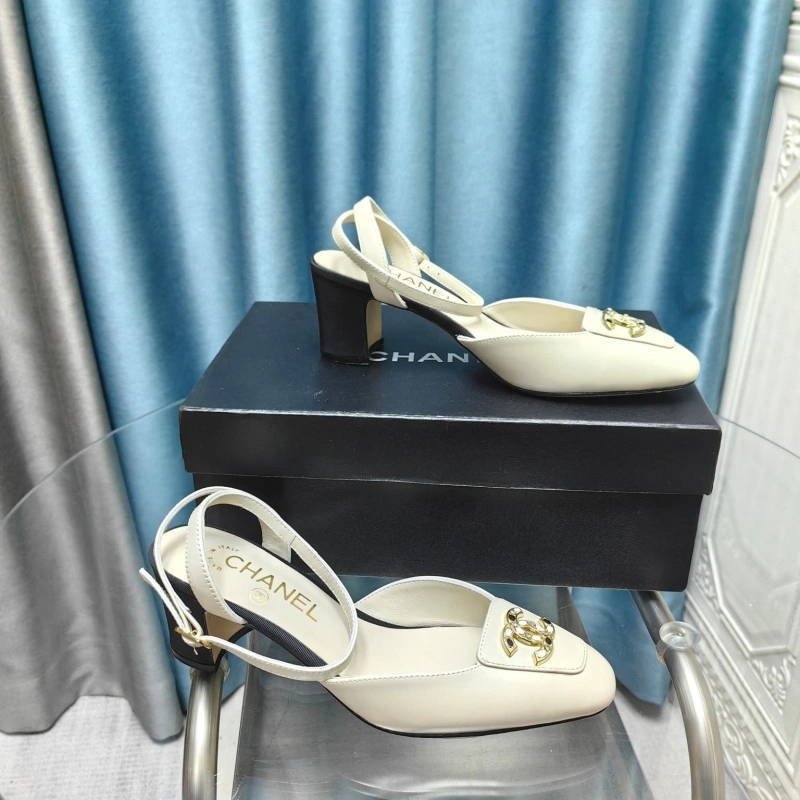 Sophisticated Chxnxl Sandals 128328