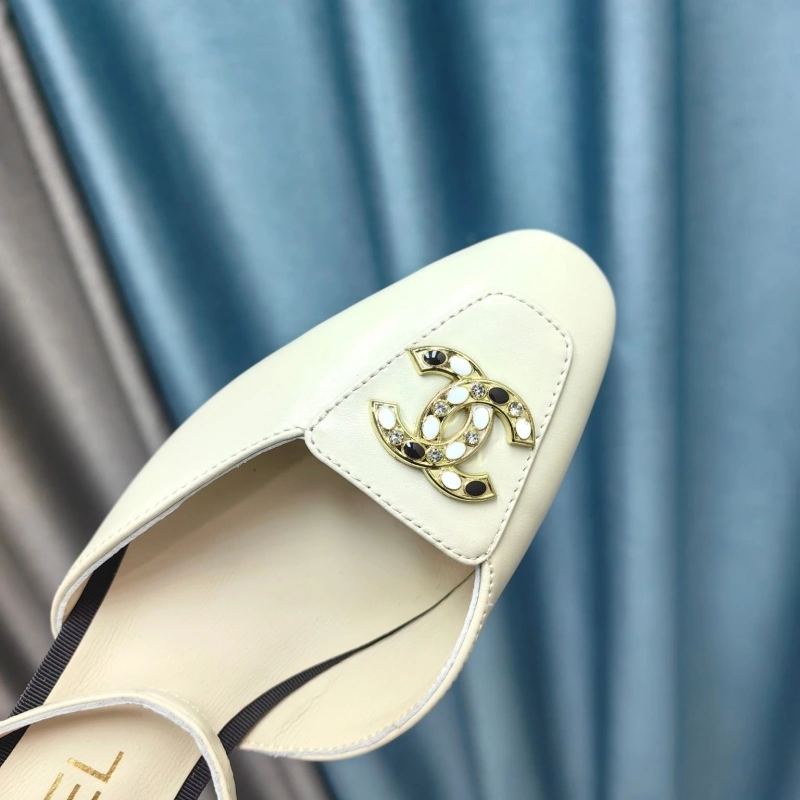 Sophisticated Chxnxl Sandals 128328