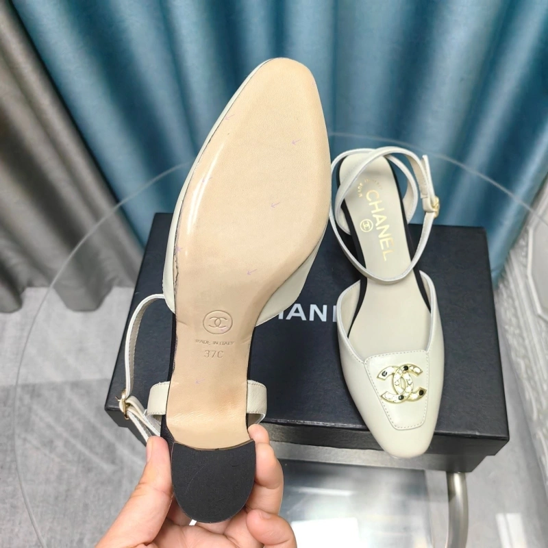 Sophisticated Chxnxl Sandals 128328