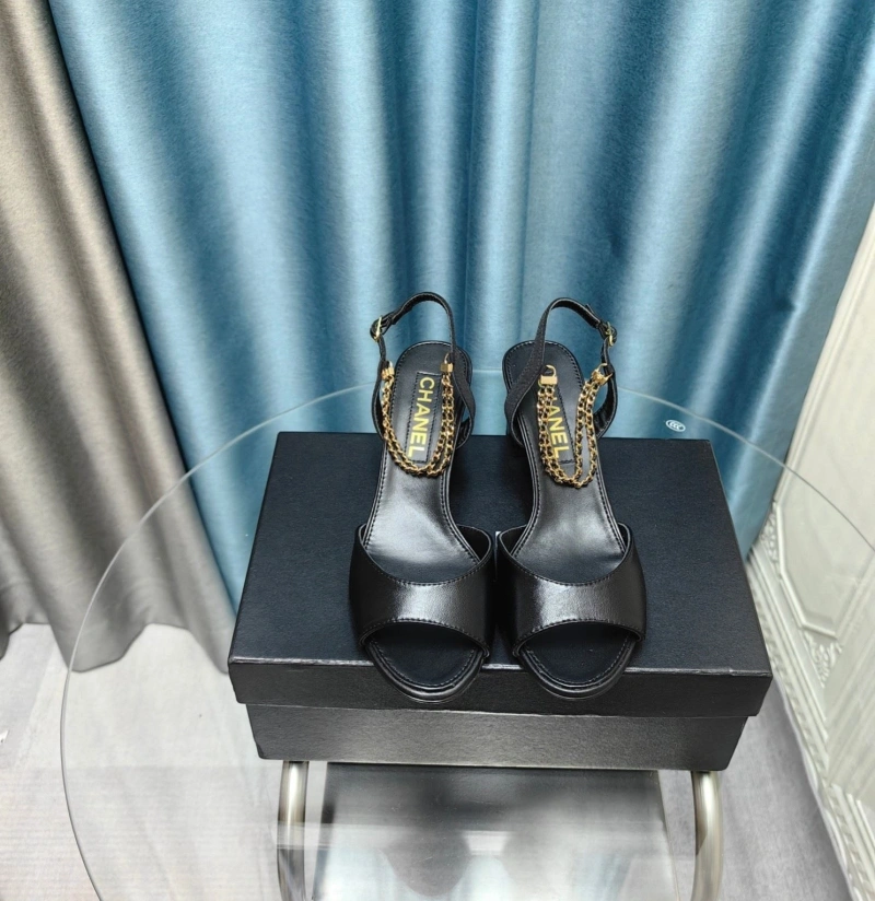 Minimalist Chxnxl Sandals 128323
