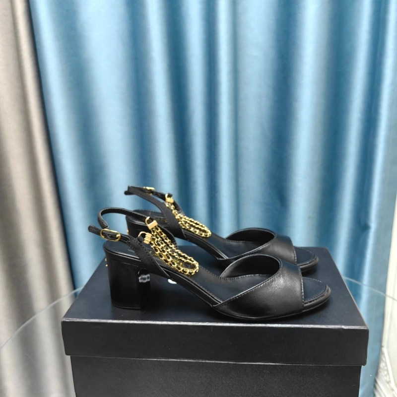 Minimalist Chxnxl Sandals 128323
