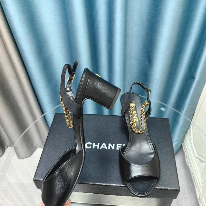 Minimalist Chxnxl Sandals 128323