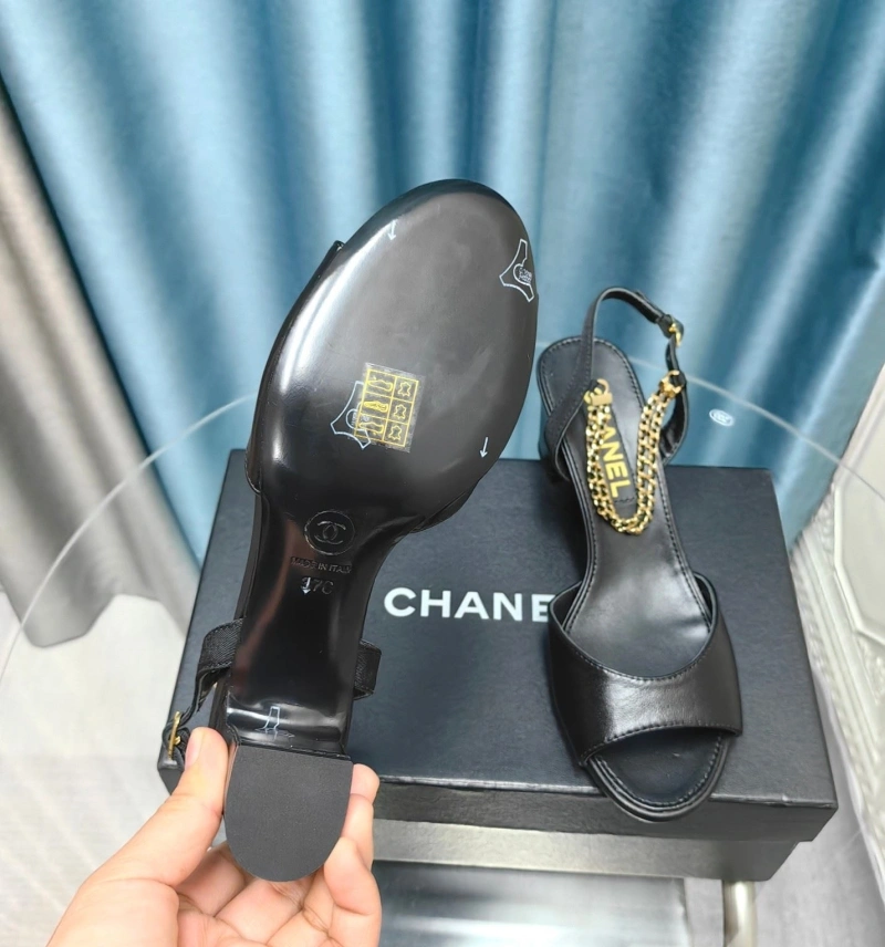 Minimalist Chxnxl Sandals 128323