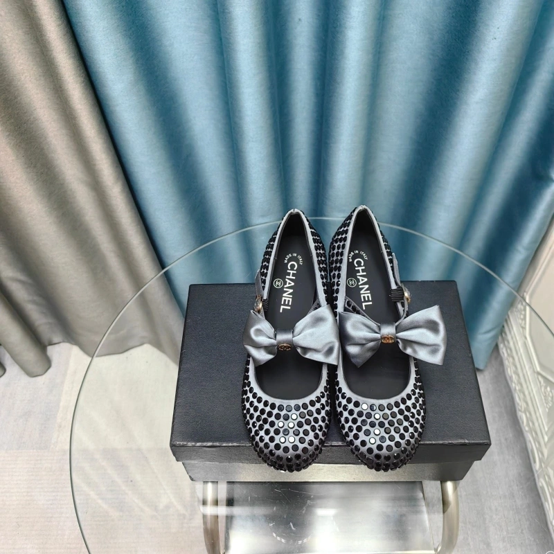Cozy Chxnxl High Heels 128864