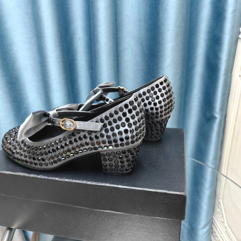 Cozy Chxnxl High Heels 128864
