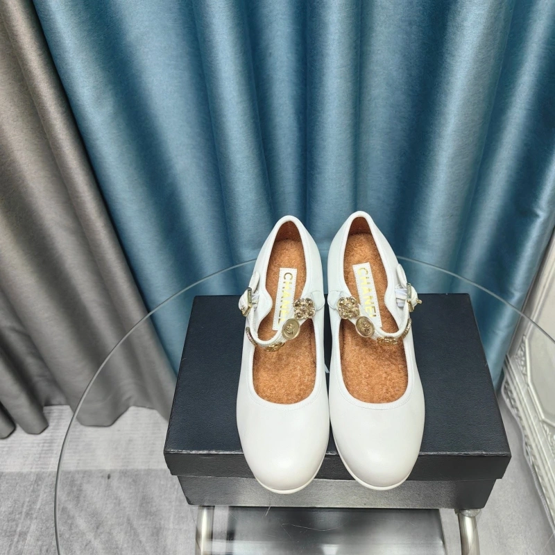 Trendy Chxnxl High Heels 128856