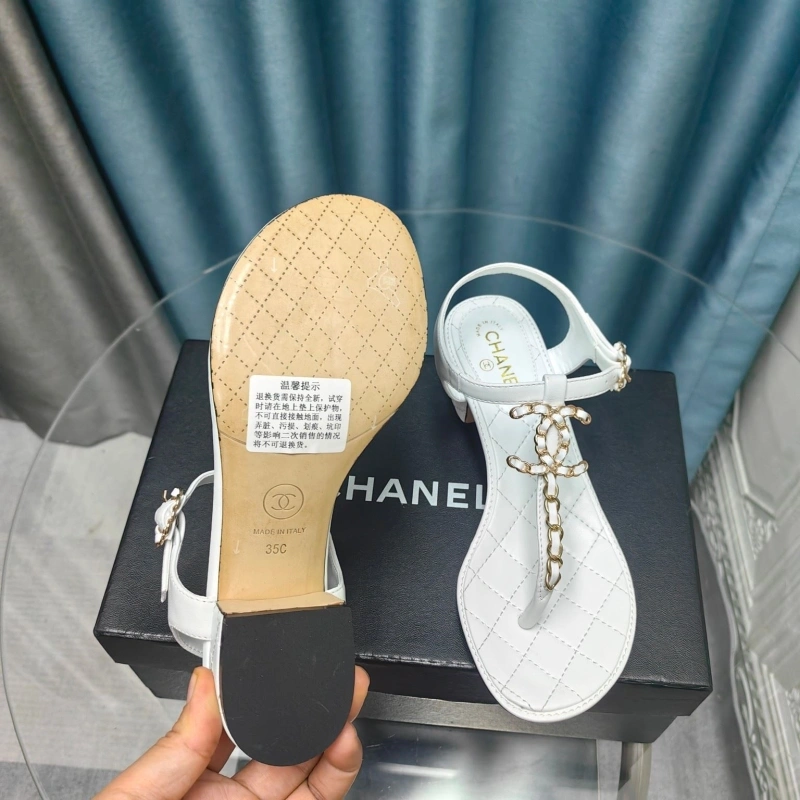 Bold Chxnxl Sandals 128311