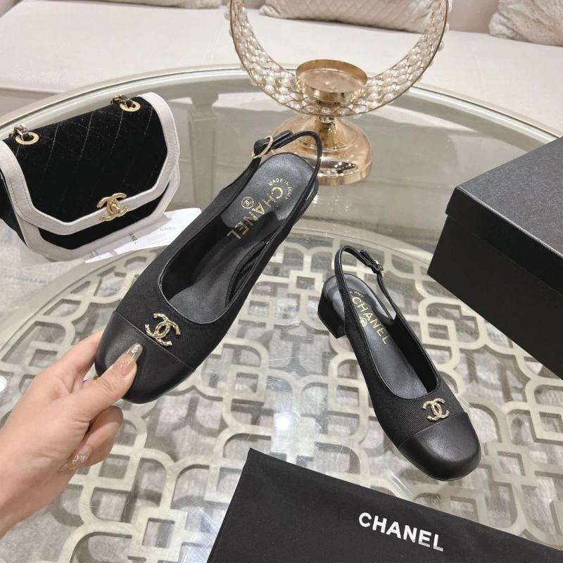 Resilient Chxnxl Leather Shoes 128715