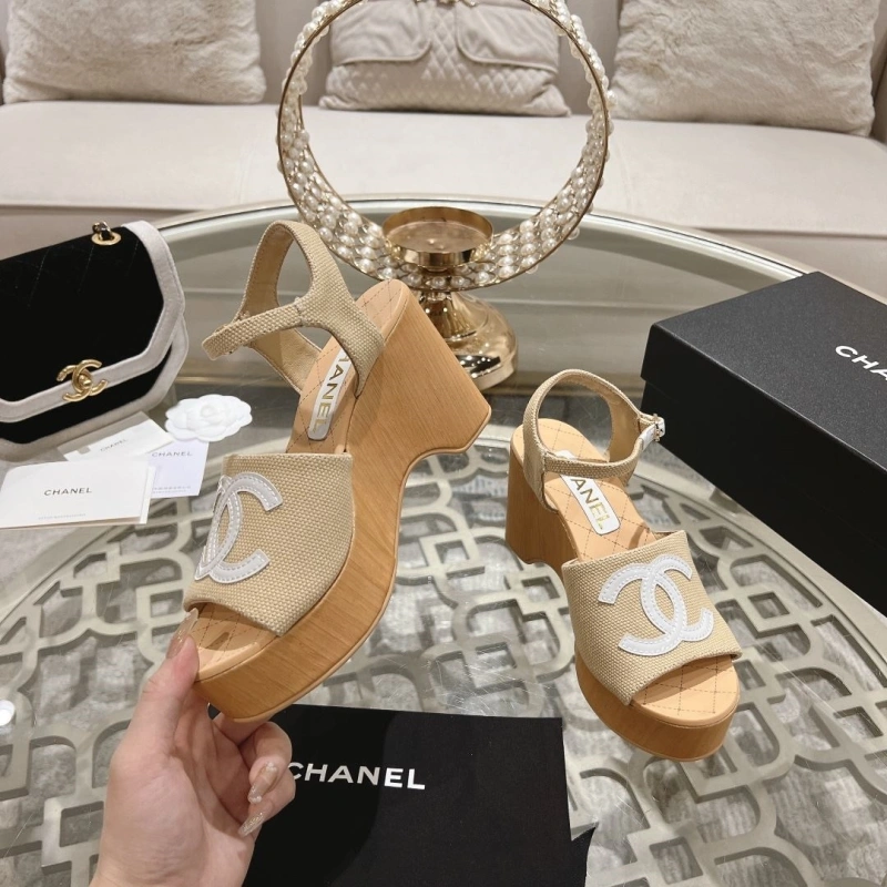 Bright Chxnxl Sandals 128309