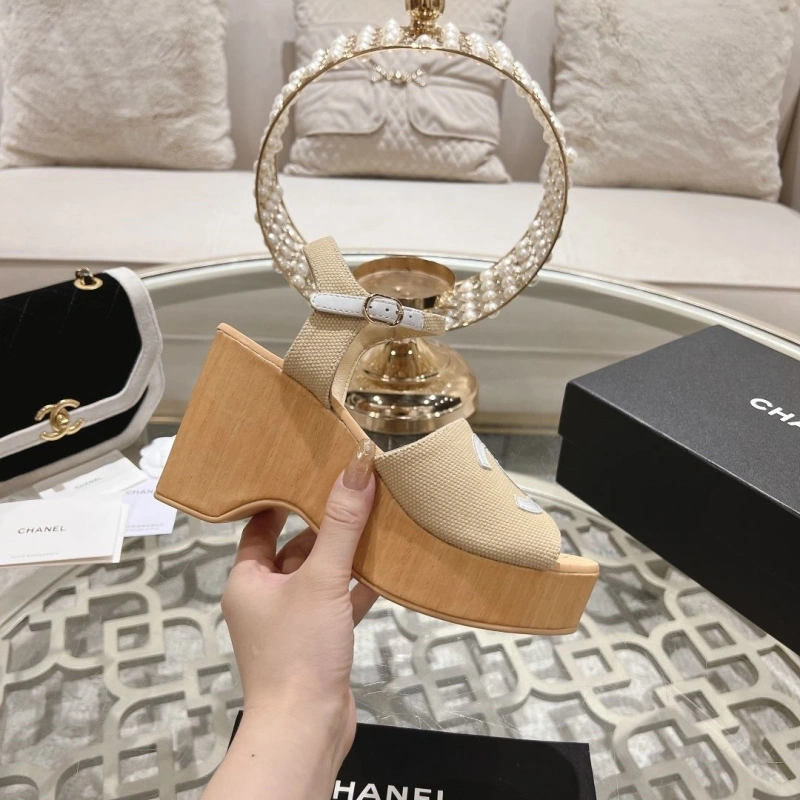 Bright Chxnxl Sandals 128309