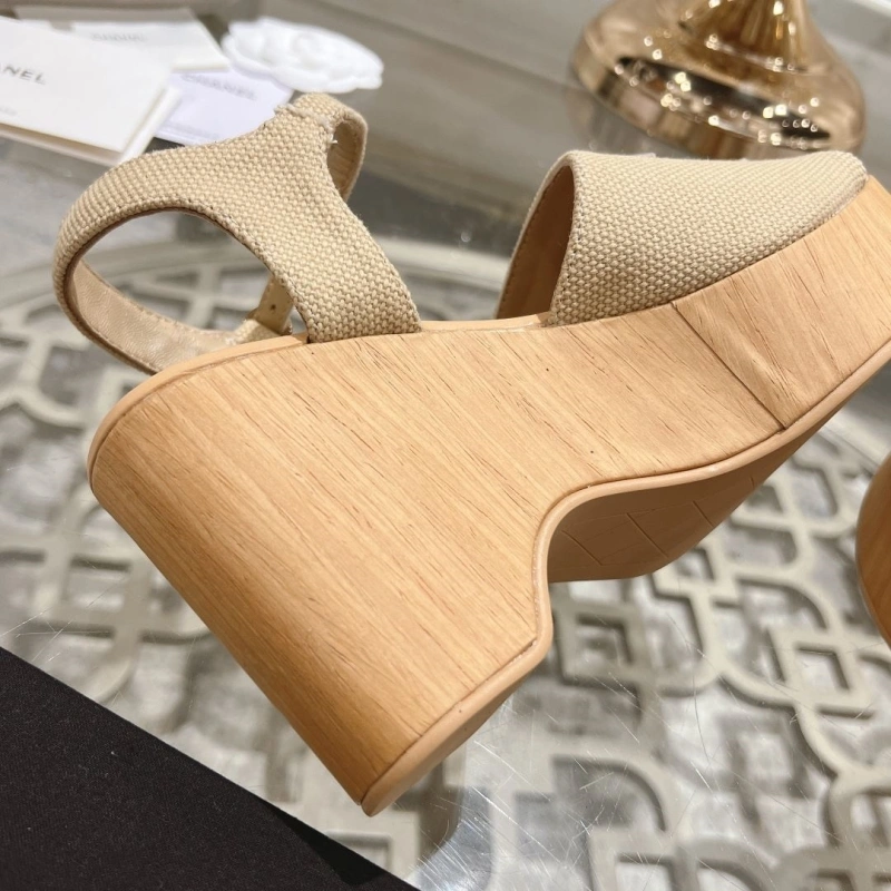 Bright Chxnxl Sandals 128309