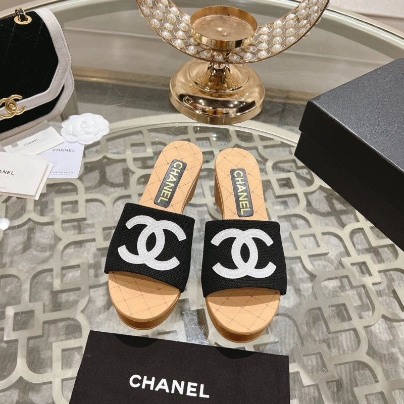 Efficient Chxnxl Slippers 127947