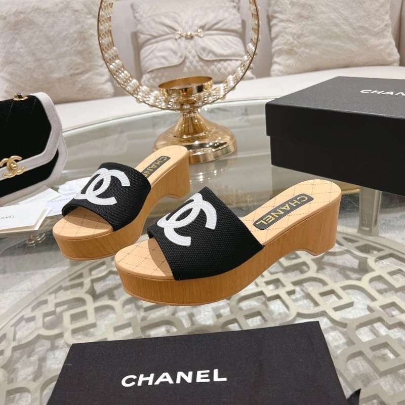 Efficient Chxnxl Slippers 127947