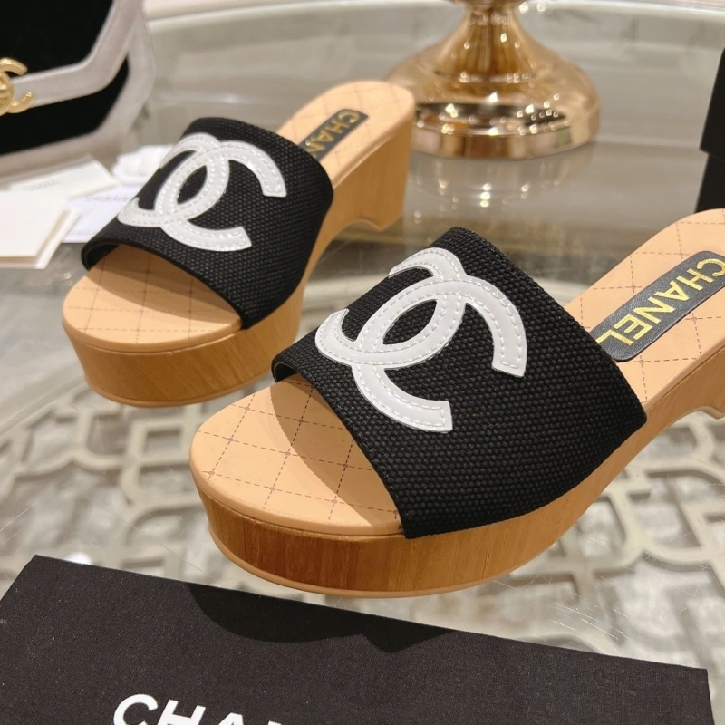 Efficient Chxnxl Slippers 127947