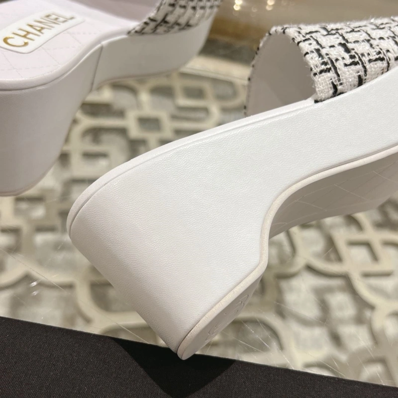 Chxnxl Slippers Refined 127943